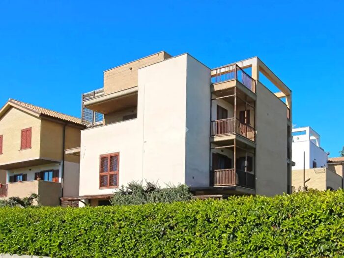 Appartamento quadrilocale in vendita in Via Martiri delle Foibe, Porto SantElpidio