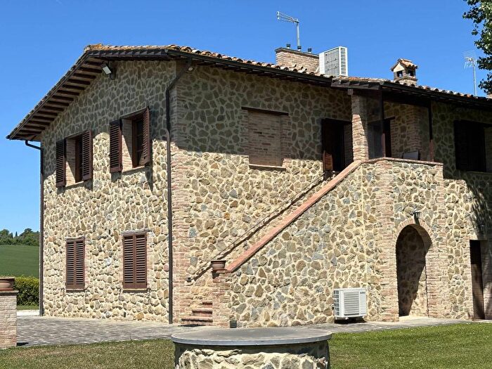 Appartamento quadrilocale in affitto in Via Porsenna, Madonna Alta Prepo, Perugia