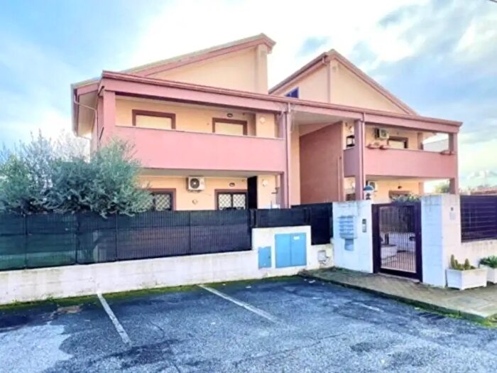 Appartamento bilocale in vendita in Via SantElpidio a Mare, Roma