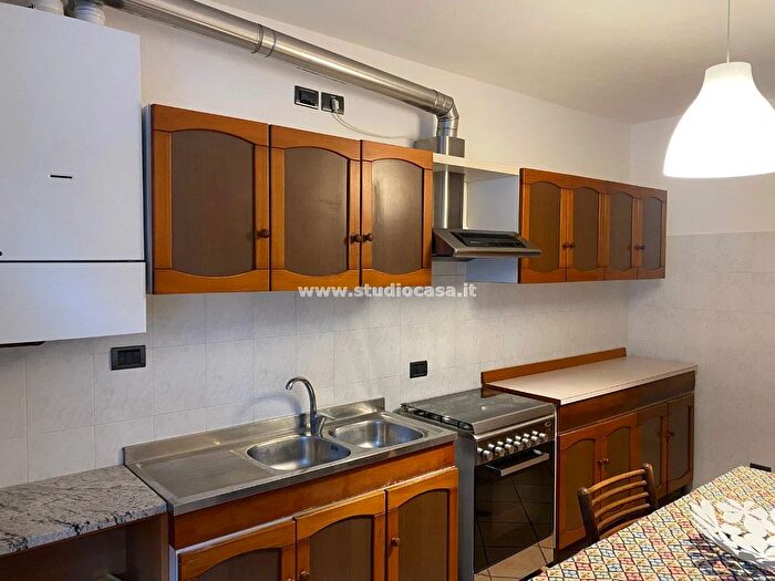 Appartamento trilocale in vendita in Cadussi, Lenna