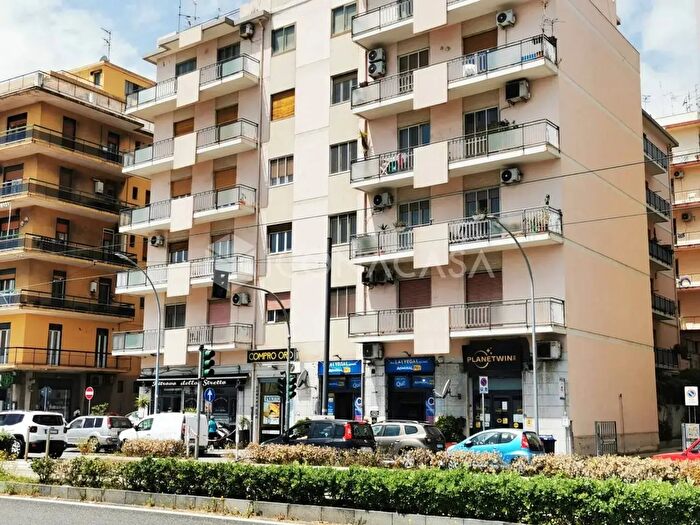 Appartamento con 5 locali in vendita in Via Duca degli Abruzzi, Messina