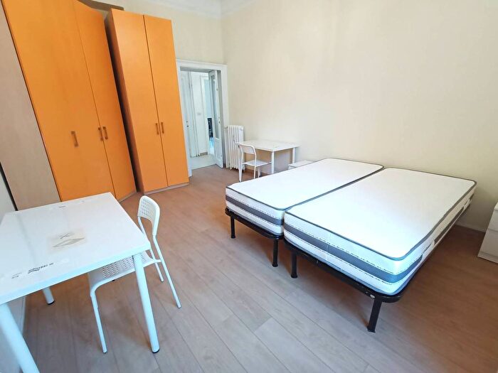 Appartamento trilocale in affitto in Via Giulio Carcano, Pezzotti Meda, Milano