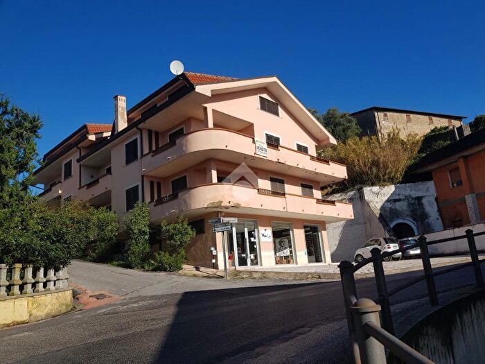 Appartamento in vendita in Via Montecassino, Castelliri