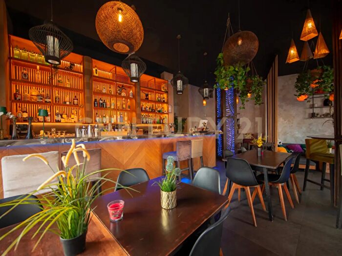 Appartamento in vendita in Piazza di Ponte Lungo, Roma