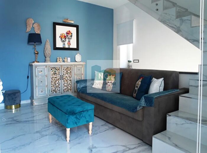 Casa con 6 locali in vendita in Corso Angelo Rizzoli, Lacco Ameno