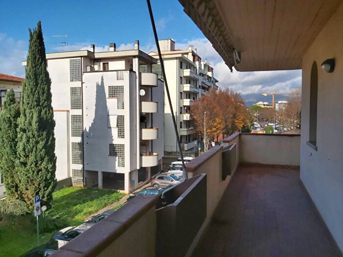 Appartamento bilocale in affitto in Piazza Giovanni Ciardi, Piazza del Mercato Nuovo, Prato