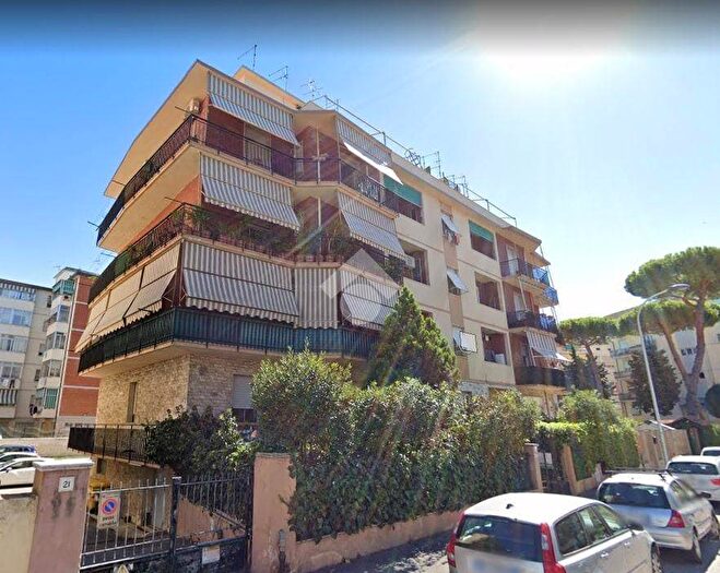 Appartamento con 5 locali in affitto in Via Lombardi, Sorgenti, Livorno