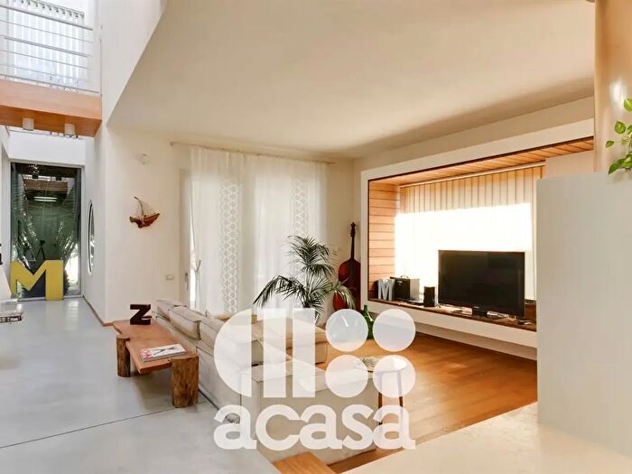 Casa con 9 locali in vendita in Via Orsa Maggiore, Cesenatico