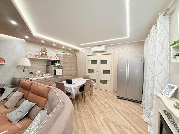 Appartamento trilocale in vendita in Via Don Luigi Sturzo, Carini