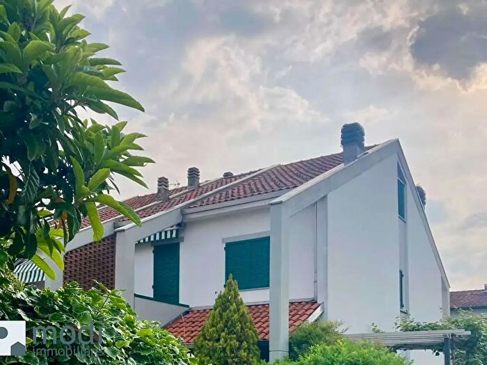 Casa con 5 locali in vendita in Via Podgora, Crema