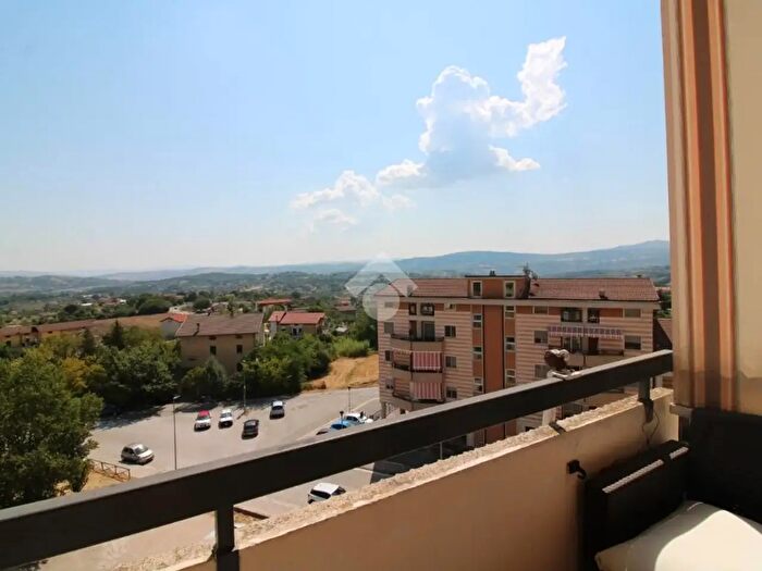 Appartamento quadrilocale in vendita in Via Lazio, Campobasso