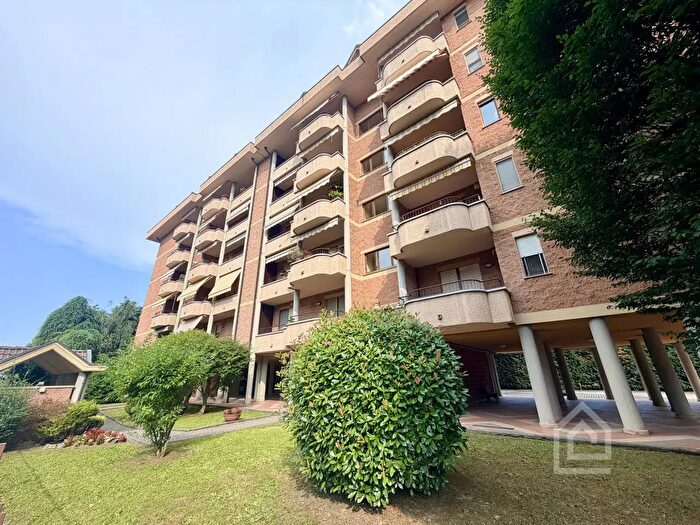 Appartamento trilocale in affitto in Via Salasco, San Mauro Torinese