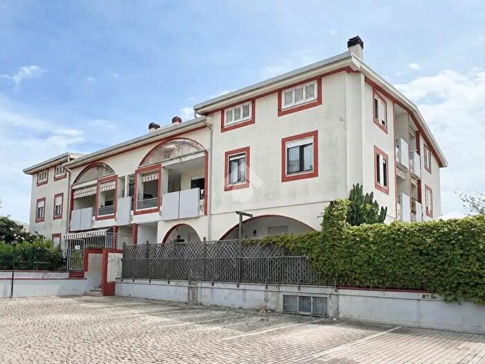 Appartamento quadrilocale in vendita in Via S Rocco, Vasto