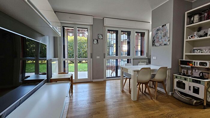 Appartamento bilocale in vendita in Vanzago