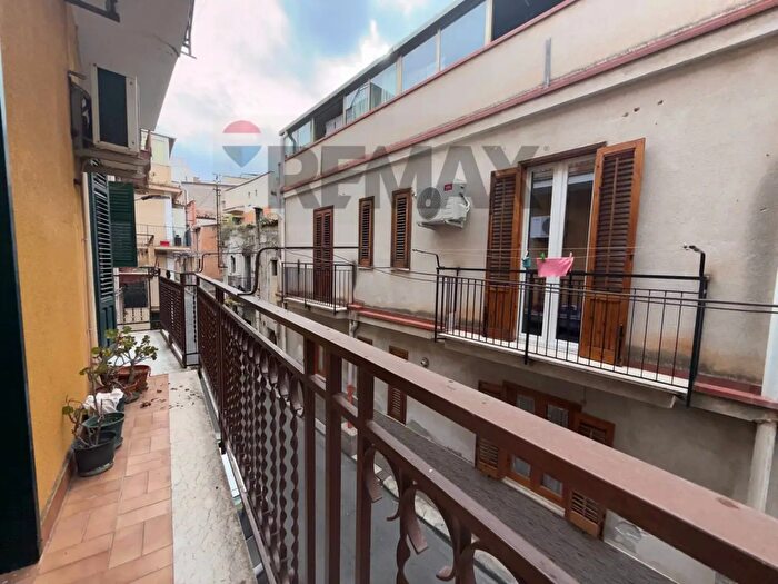Appartamento quadrilocale in vendita in Via San Martino, Monreale