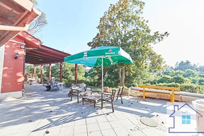 Casa con 6 locali in vendita in Via Sersale, Roma