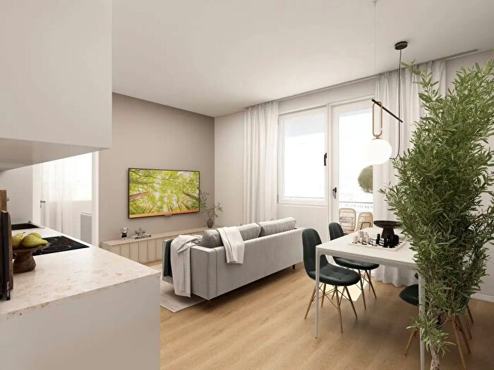 Appartamento trilocale in vendita in Via Gianfranco Malipiero, Milano