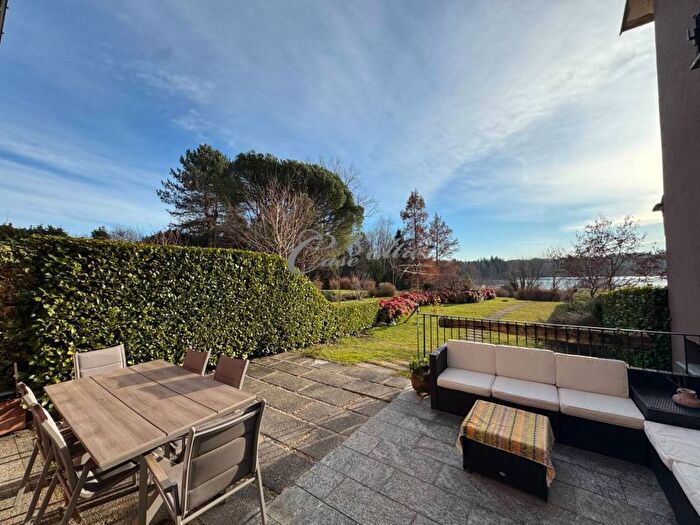 Casa quadrilocale in affitto in Via per Como, Centro, Montorfano