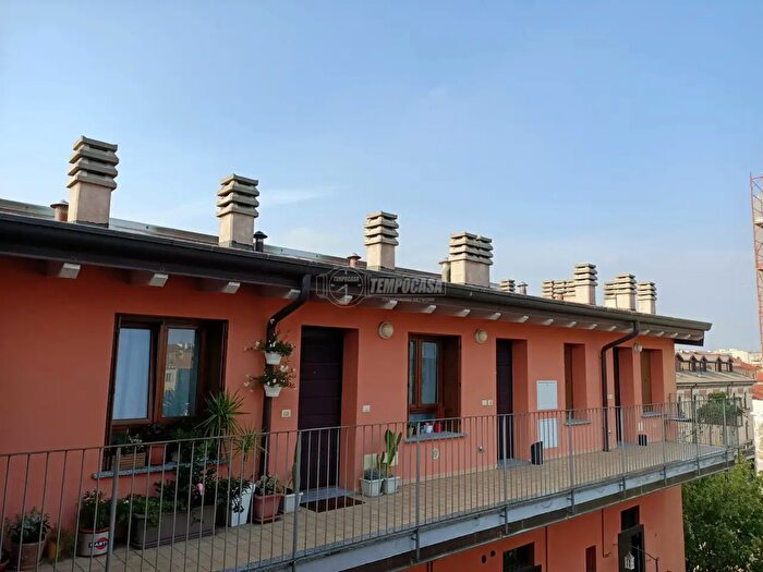 Appartamento bilocale in affitto in Via Marsala, Monza