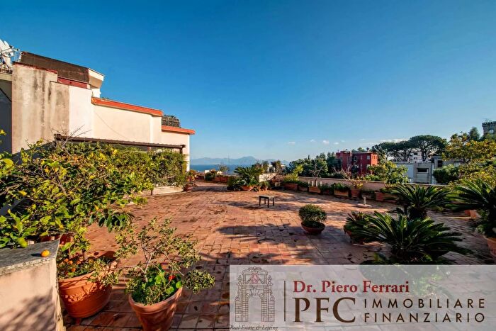 Appartamento bilocale in vendita in Napoli, Napoli