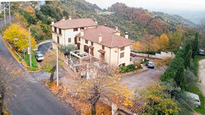 Appartamento trilocale in vendita in San Francesco N°, Genazzano