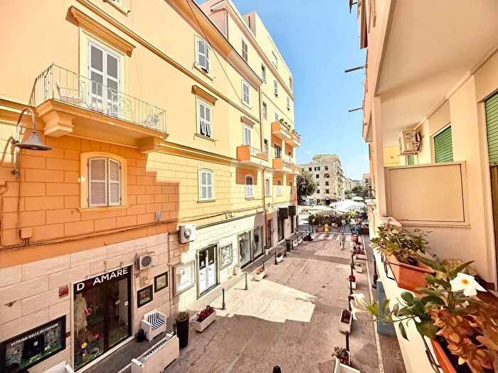 Appartamento quadrilocale in vendita in Via Settembre Anzio, Anzio