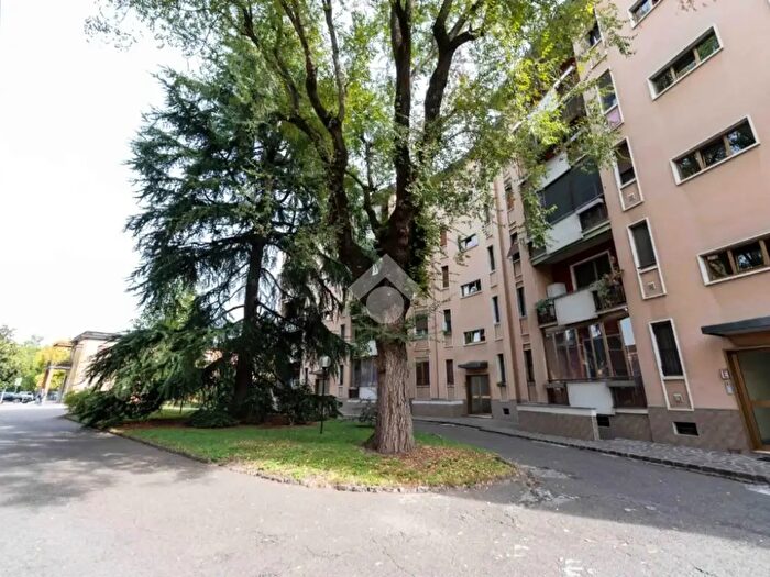Appartamento bilocale in vendita in Via Val Bavona, Milano