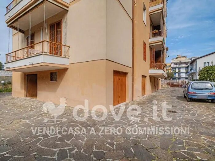 Appartamento quadrilocale in vendita in Via Canova, Pescara