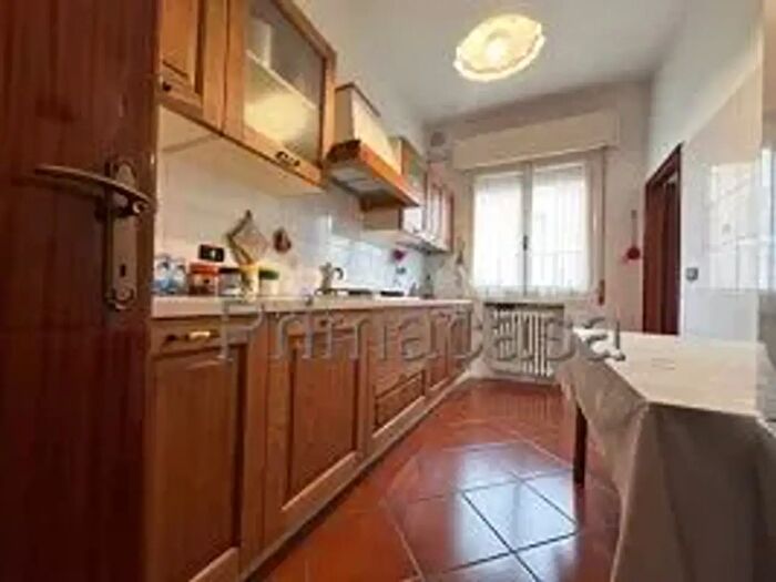 Casa con 8 locali in vendita in Carpi