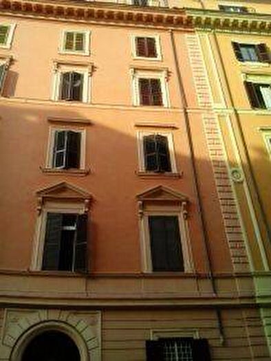 Appartamento bilocale in affitto in Via Settembre, Repubblica, Roma