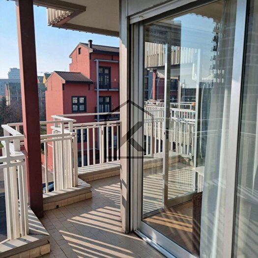 Appartamento monolocale in affitto in Via Arcivescovo Calabiana, Milano