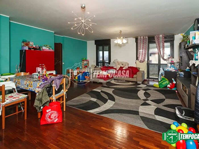 Appartamento trilocale in vendita in Via Gorizia, Bergamo