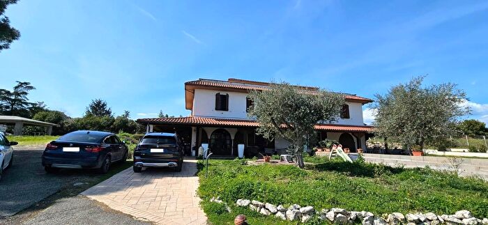 Casa quadrilocale in vendita in Fiano Romano