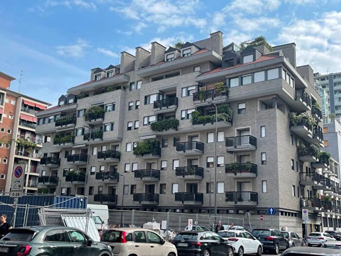Appartamento bilocale in affitto in Via Trebazio, Sempione, Milano