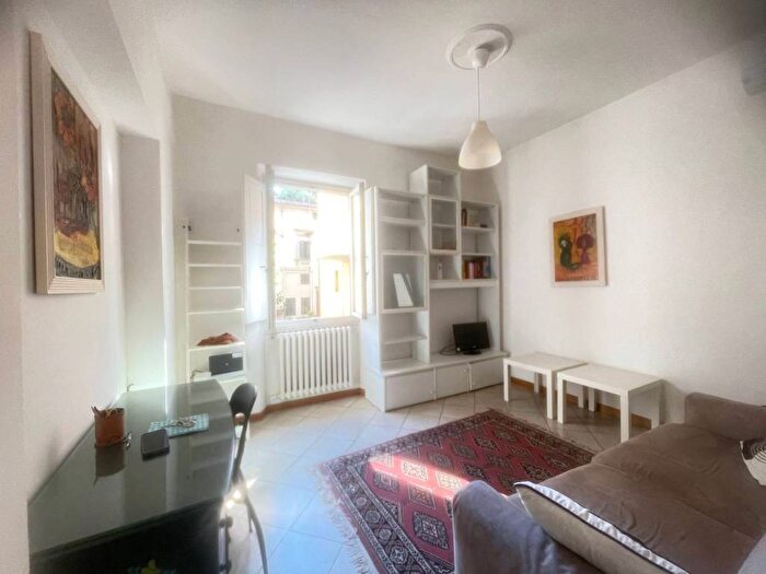 Appartamento con 5 locali in affitto in Piazza della Libertà, Libertà Savonarola, Firenze