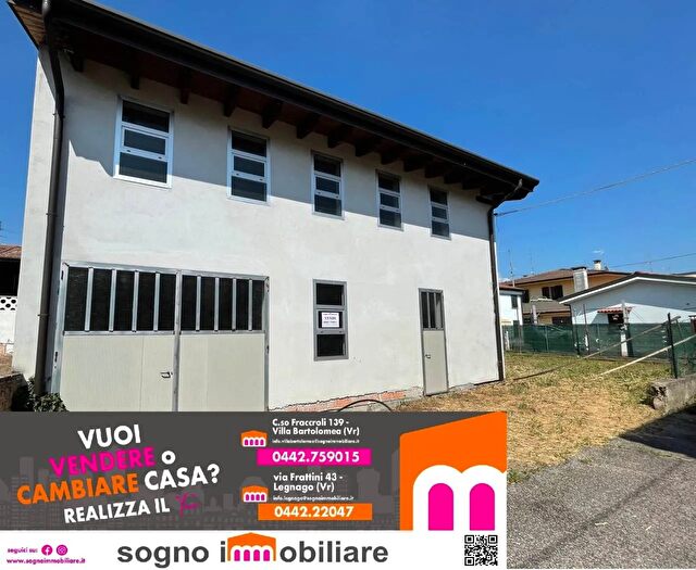 Casa con 5 locali in vendita in Via Pier Domenico Frattini, Legnago