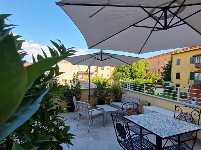 Appartamento trilocale in affitto in Via Simone Sancasciani, San Martino, Pisa