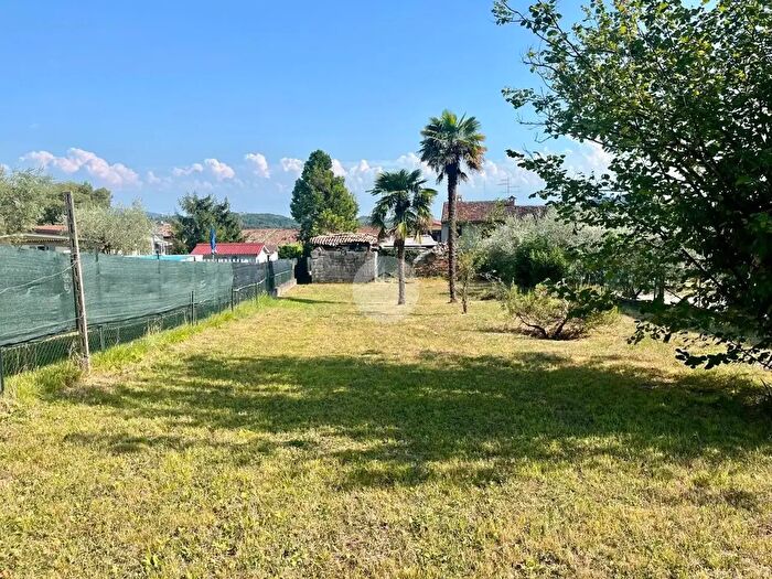 Casa con 6 locali in vendita in Via Chignola, Caprino Veronese