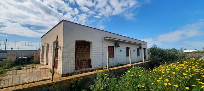 Casa con 5 locali in vendita in Marsala