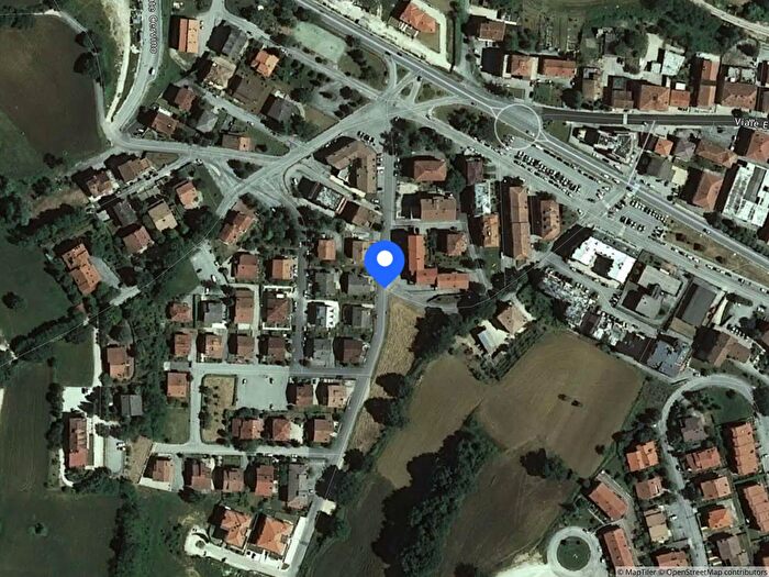 Casa in vendita in Via Monte Gemmo Castelraimondo MC Italia, Castelraimondo