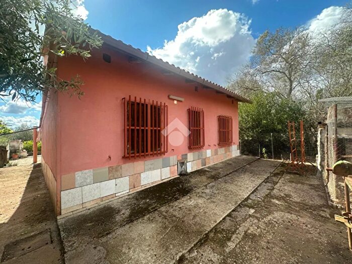 Casa trilocale in vendita in Mandra di l Ainu, Sassari