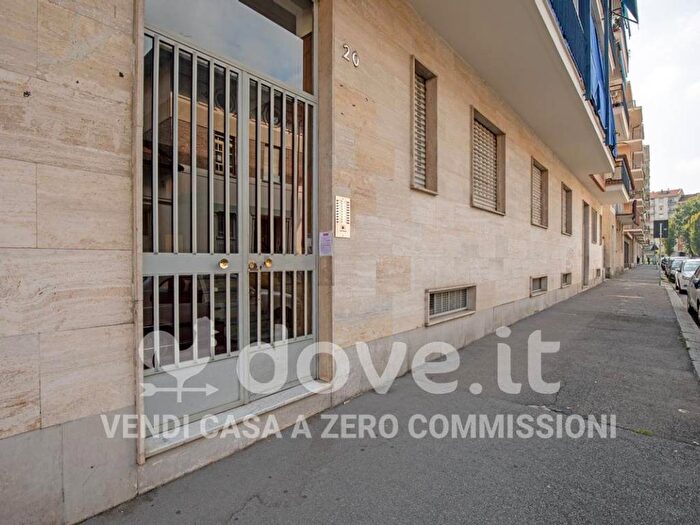 Appartamento trilocale in vendita in via Sandro Botticelli, Rebaudengo, Torino