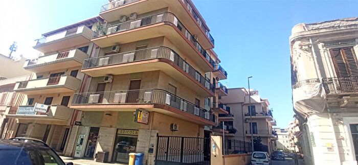 Appartamento con 5 locali in vendita in Via Sbarre Centrali, Reggio Calabria