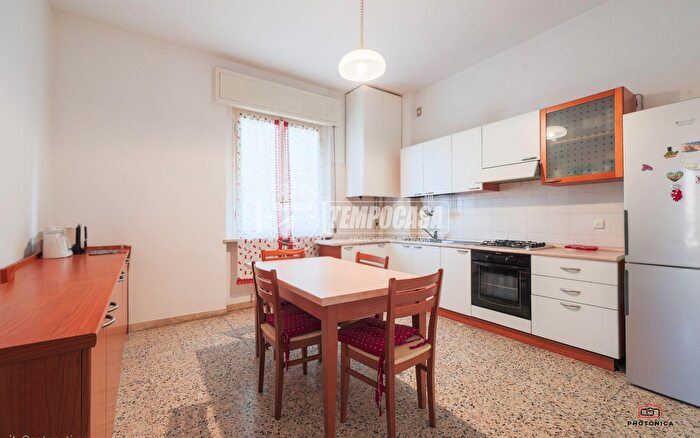 Appartamento con 6 locali in vendita in Forli