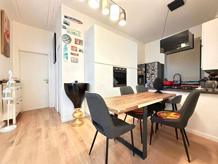 Appartamento trilocale in affitto in Via di Donna Olimpia, Monteverde Vecchio, Roma