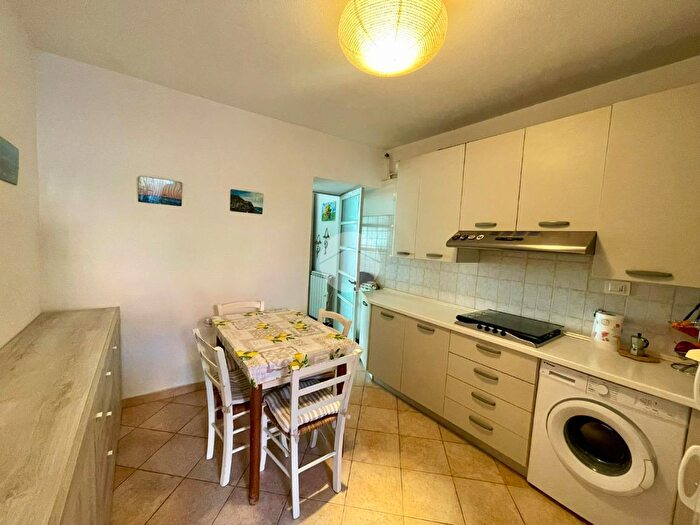 Appartamento bilocale in vendita in Via Sara, Sestri Levante