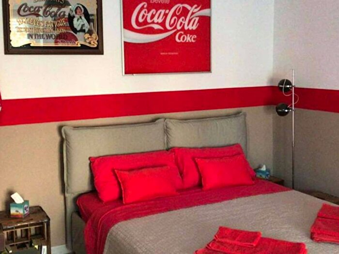 Appartamento in affitto in Viale Famagosta, Famagosta, Milano