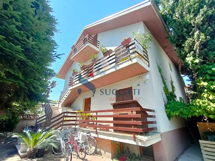 Appartamento con 5 locali in vendita in Nazionale, Tortoreto