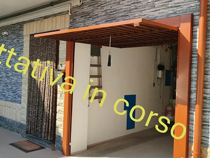 Appartamento trilocale in vendita in Butti, Parabiago