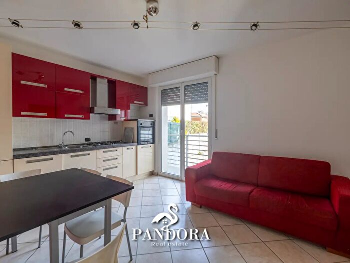 Appartamento in vendita in Via Fosse Ardeatine, Gallarate